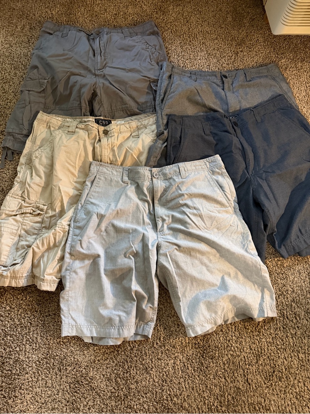 CSG mens 38 shorts lot of (5) tan grey black